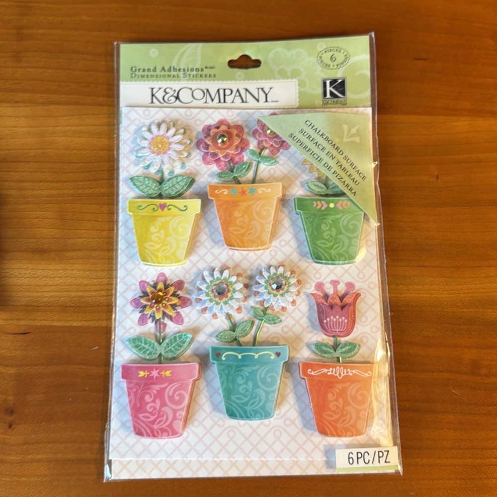 Colorful Craft Embellishments Set. - Picture 7 of 8